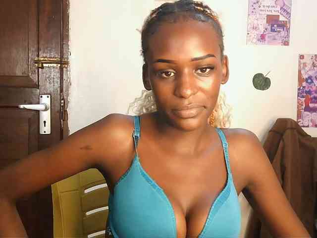 VelvetDesire webcam