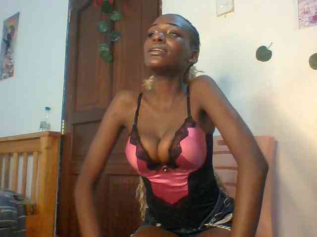 VelvetDesire webcam