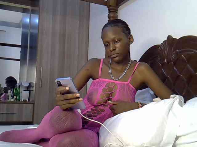 VelvetDesire webcam