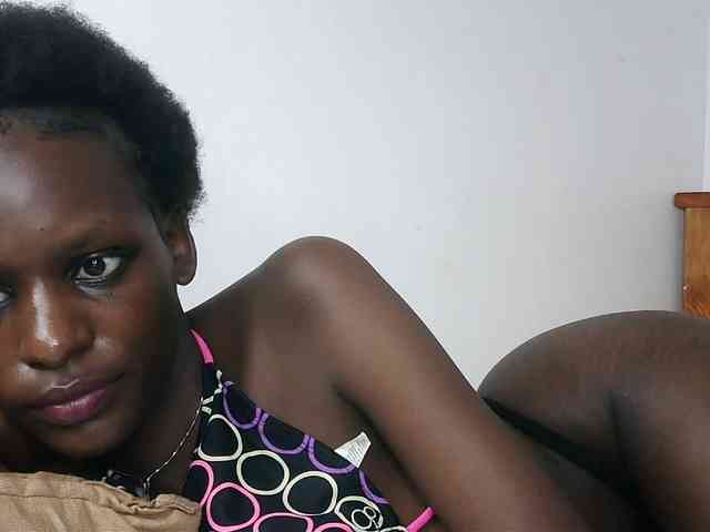 VelvetDesire Live Webcam on BongaCams