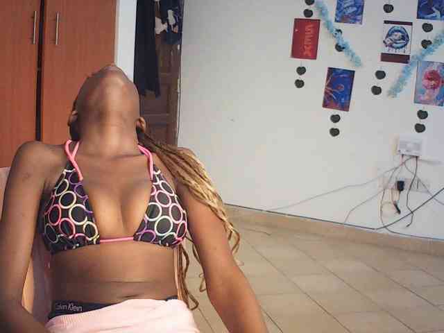 VelvetDesire webcam
