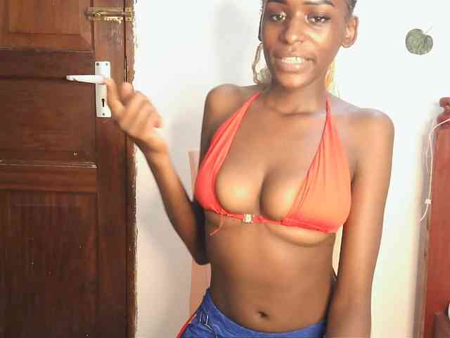 VelvetDesire webcam