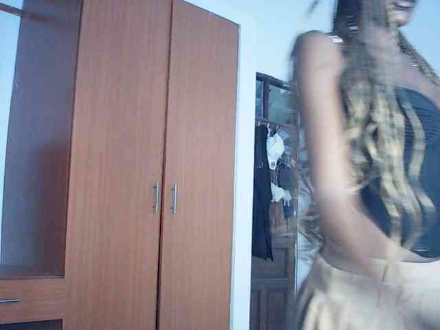 VelvetDesire webcam