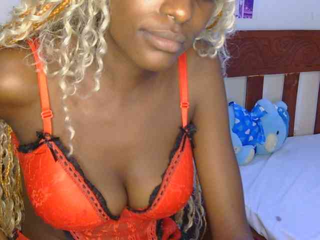 VelvetDesire webcam