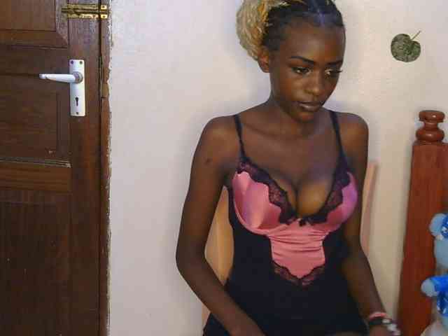 VelvetDesire webcam