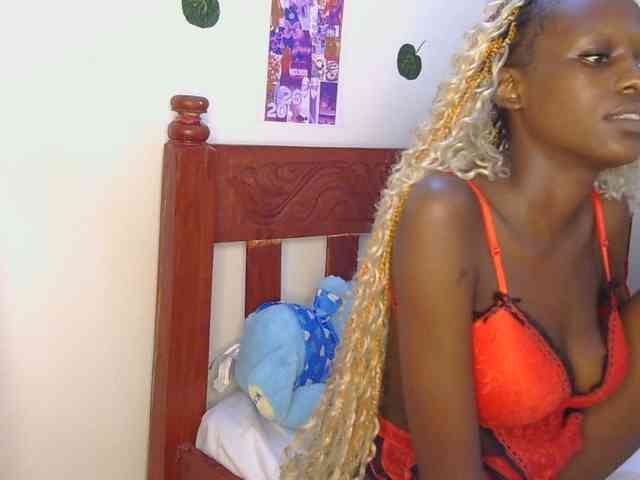 VelvetDesire webcam