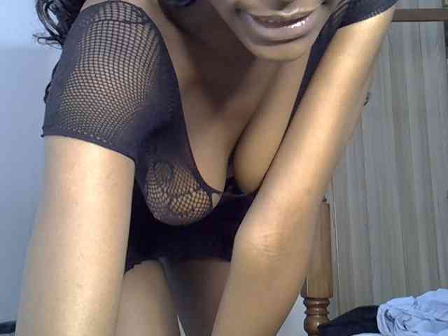 VelvetDesire webcam