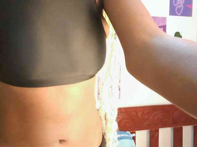 VelvetDesire webcam