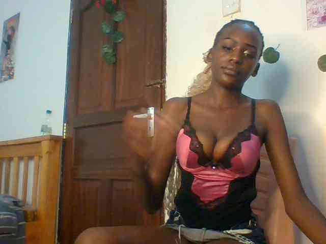 VelvetDesire webcam