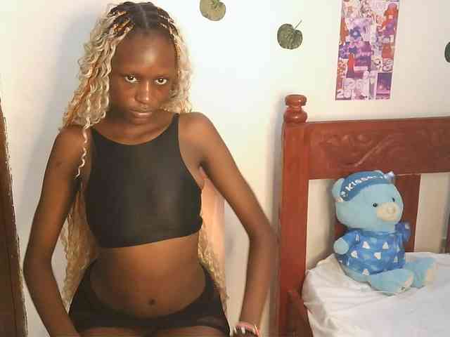 VelvetDesire webcam