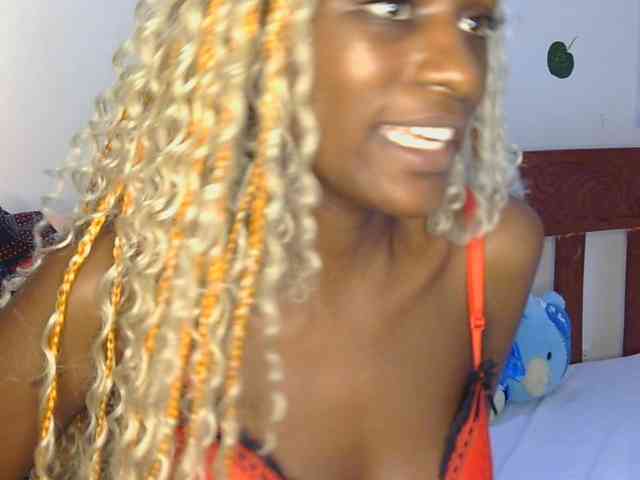 VelvetDesire webcam