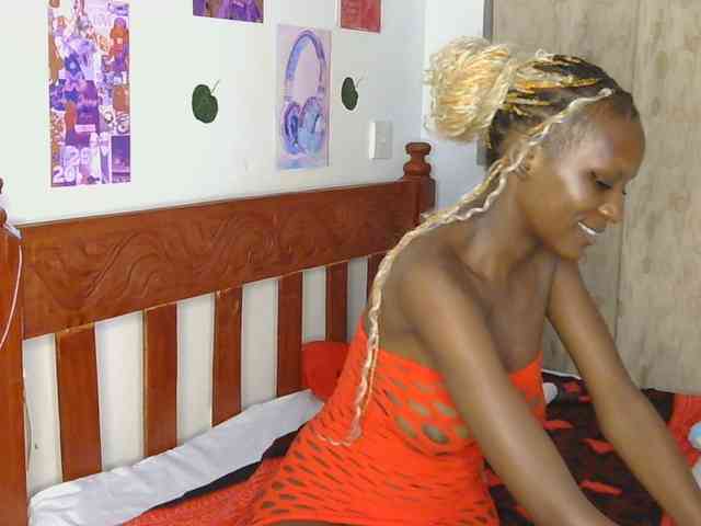 VelvetDesire webcam