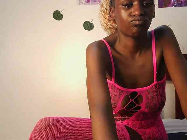 VelvetDesire webcam
