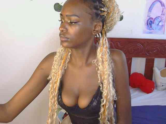 VelvetDesire webcam