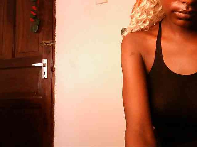 VelvetDesire webcam