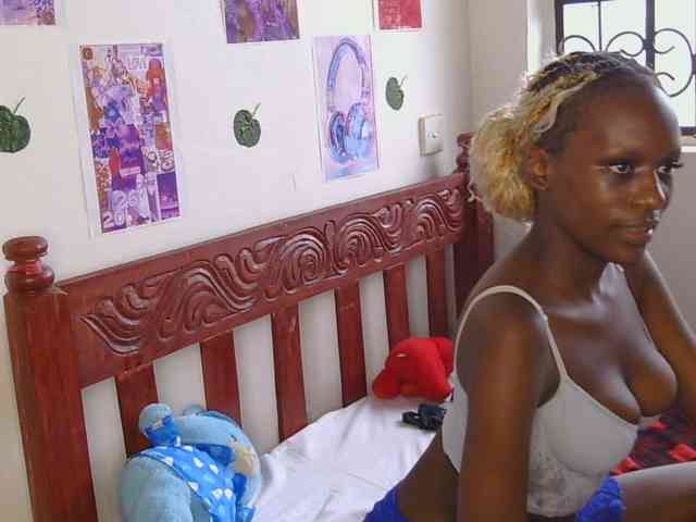 VelvetDesire webcam