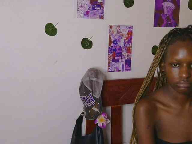 VelvetDesire webcam