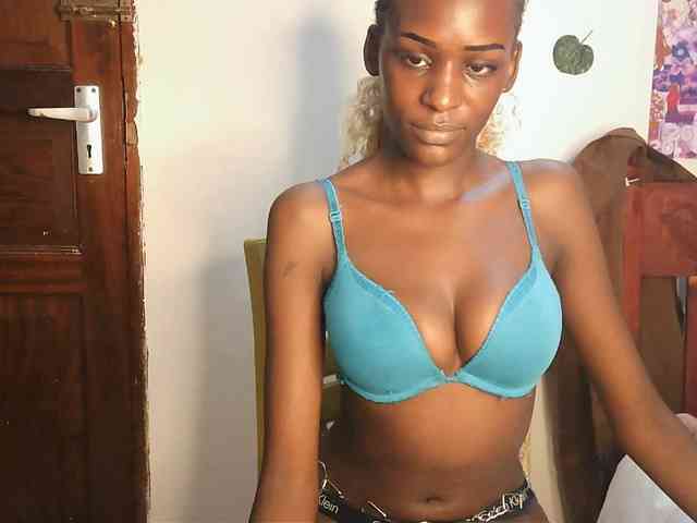 VelvetDesire webcam