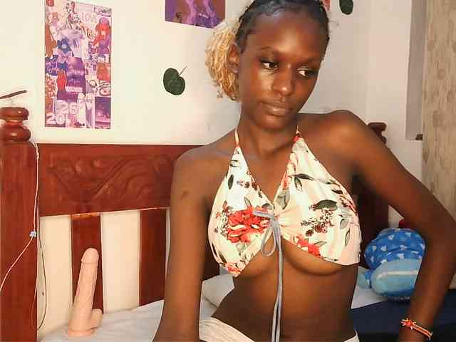 VelvetDesire webcam