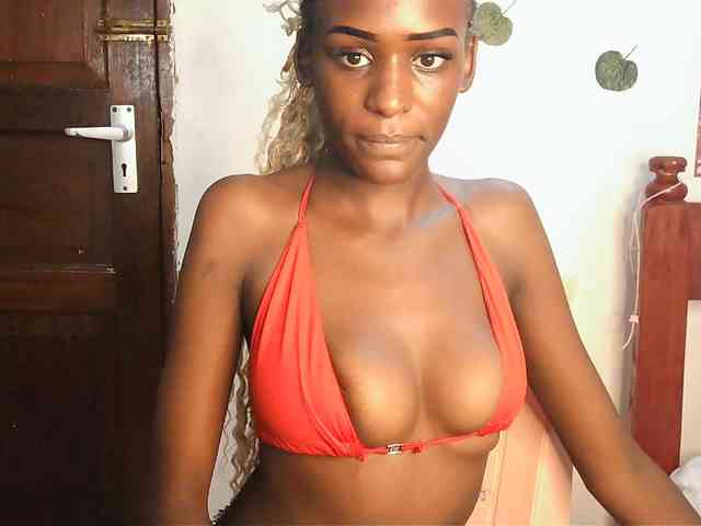 VelvetDesire webcam