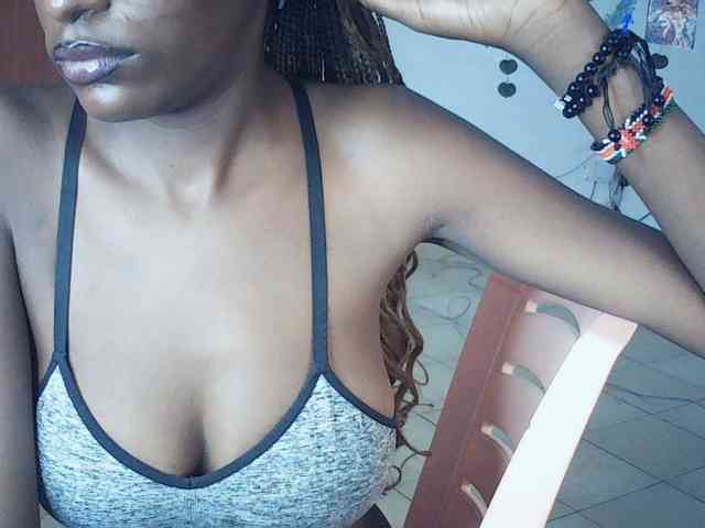VelvetDesire webcam