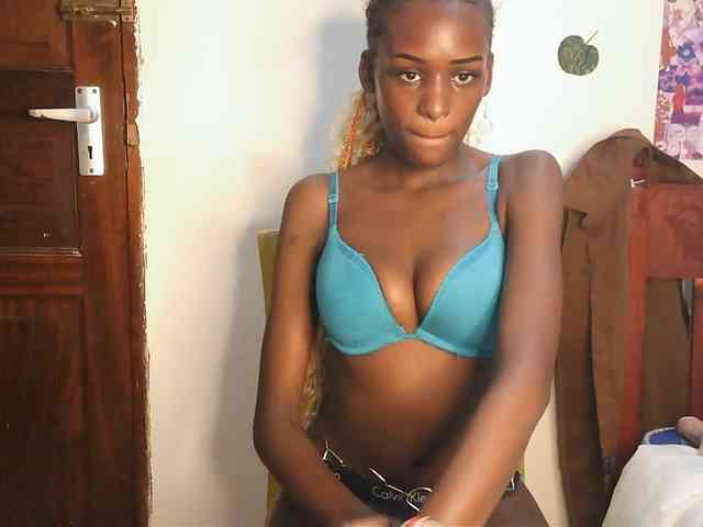 VelvetDesire webcam