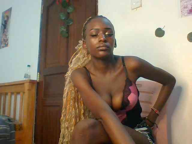 VelvetDesire webcam