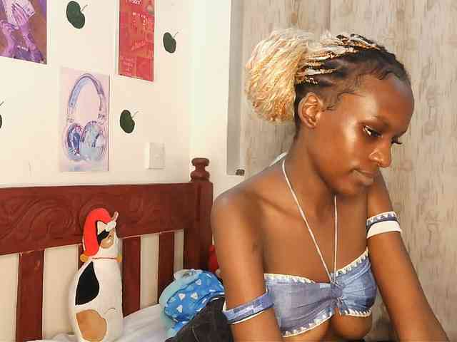 VelvetDesire webcam