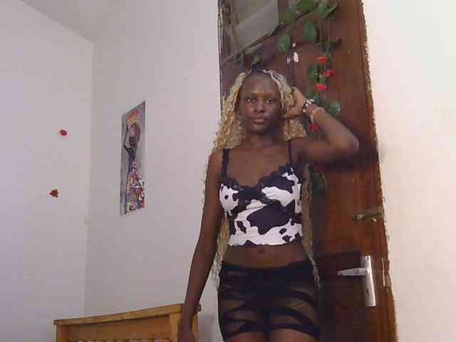 VelvetDesire webcam