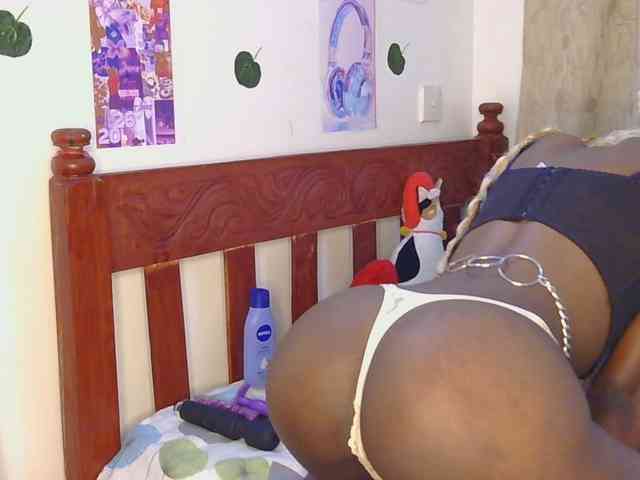 VelvetDesire webcam
