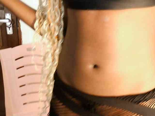 VelvetDesire webcam