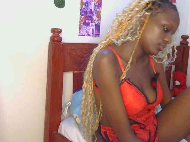 VelvetDesire webcam
