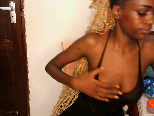 VelvetDesire webcam