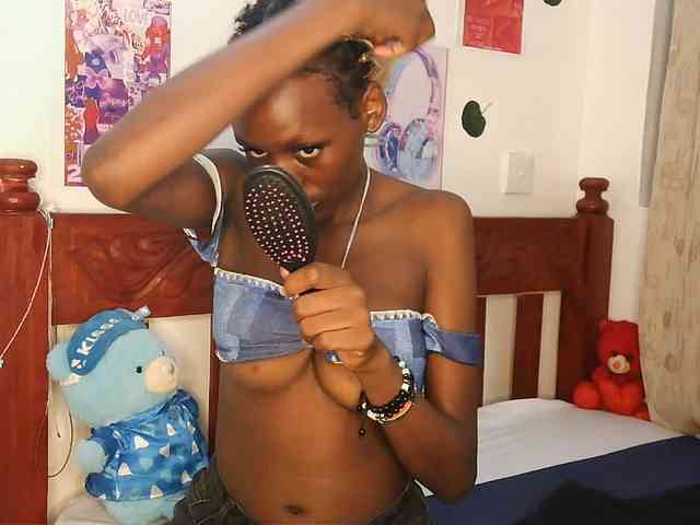 VelvetDesire webcam