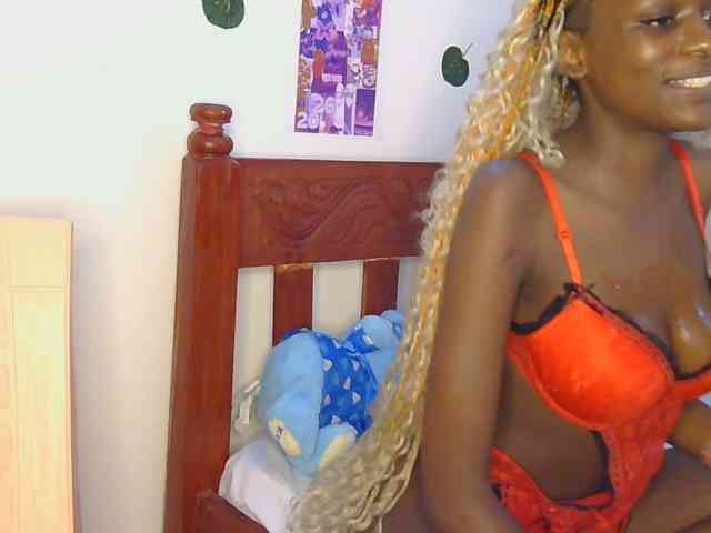 VelvetDesire webcam