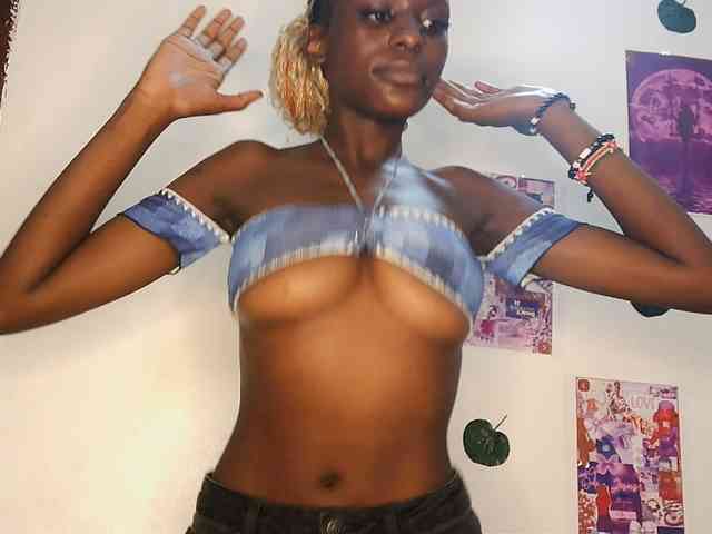 VelvetDesire webcam