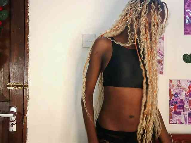 VelvetDesire webcam