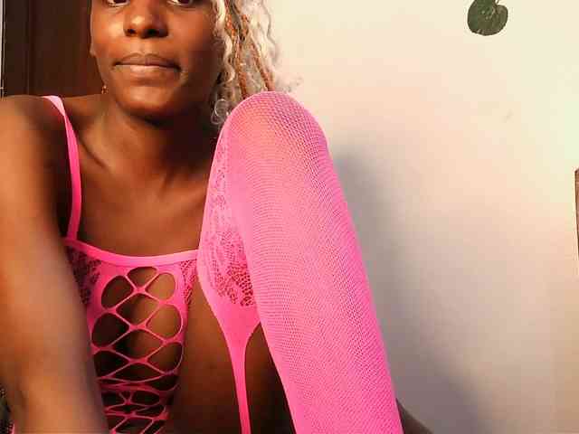 VelvetDesire webcam