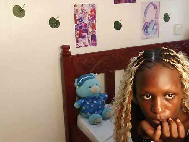 VelvetDesire webcam
