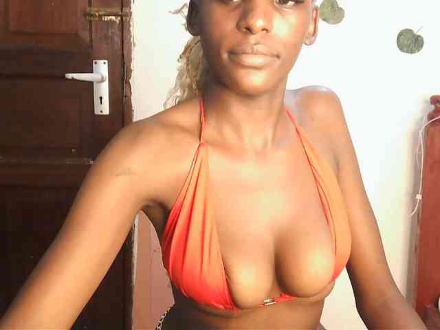 VelvetDesire webcam