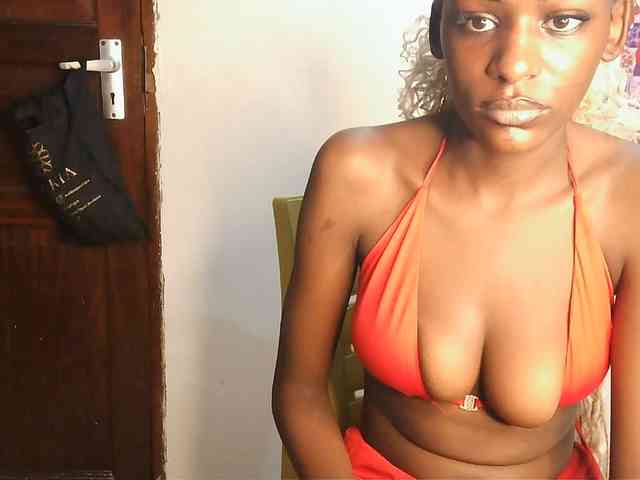 VelvetDesire webcam