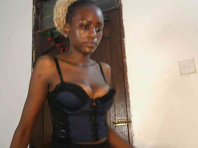 VelvetDesire webcam
