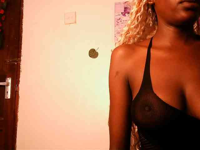 VelvetDesire webcam