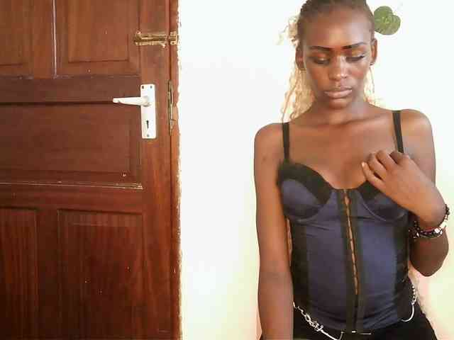 VelvetDesire webcam