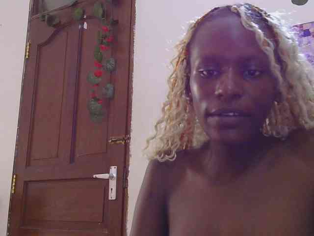 VelvetDesire webcam