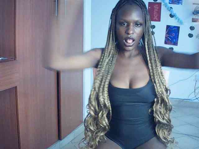 VelvetDesire webcam