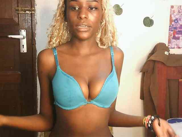 VelvetDesire webcam