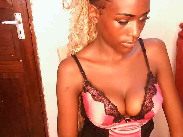 VelvetDesire webcam