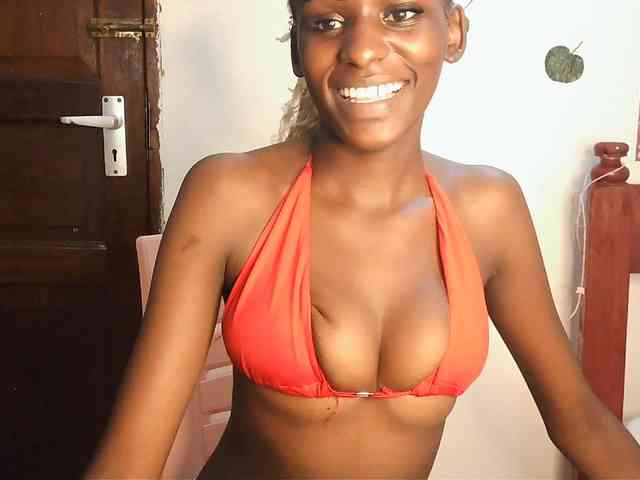 VelvetDesire webcam