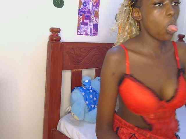 VelvetDesire webcam